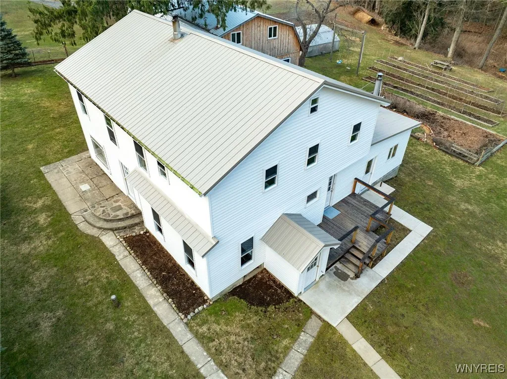 11257 Route 19, Hume, New York 14735, Hume, New York 14735, 7 Bedrooms Bedrooms, 11 Rooms Rooms,2 BathroomsBathrooms,Residential,Closed,11257 Route 19, Hume, New York 14735,0,B1594702