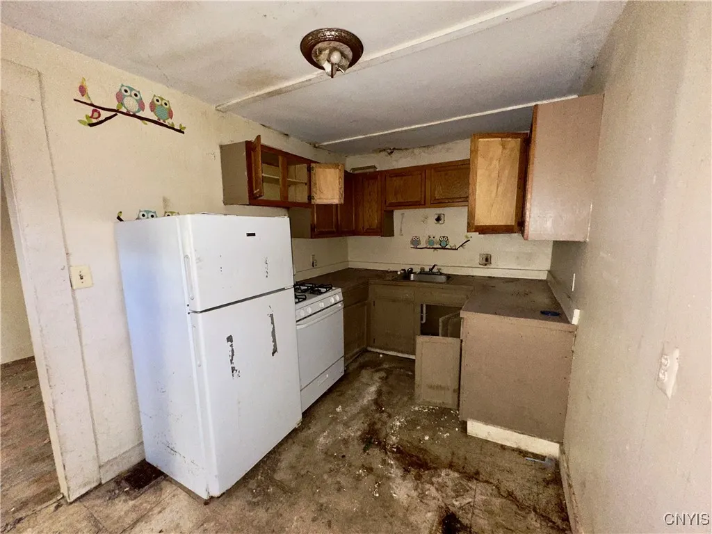 152 West Brighton Avenue, Syracuse, New York 13205, Syracuse, New York 13205, 6 Bedrooms Bedrooms, ,2 BathroomsBathrooms,Residential,Closed,152 West Brighton Avenue, Syracuse, New York 13205,0,S1595170
