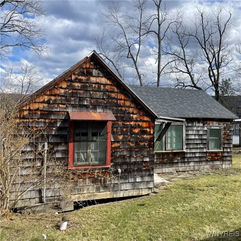 6235 Southwest Shore, Canadice, New York 14471, Canadice, New York 14471, 2 Bedrooms Bedrooms, 5 Rooms Rooms,1 BathroomBathrooms,Residential,For Sale,6235 Southwest Shore, Canadice, New York 14471,B1594814