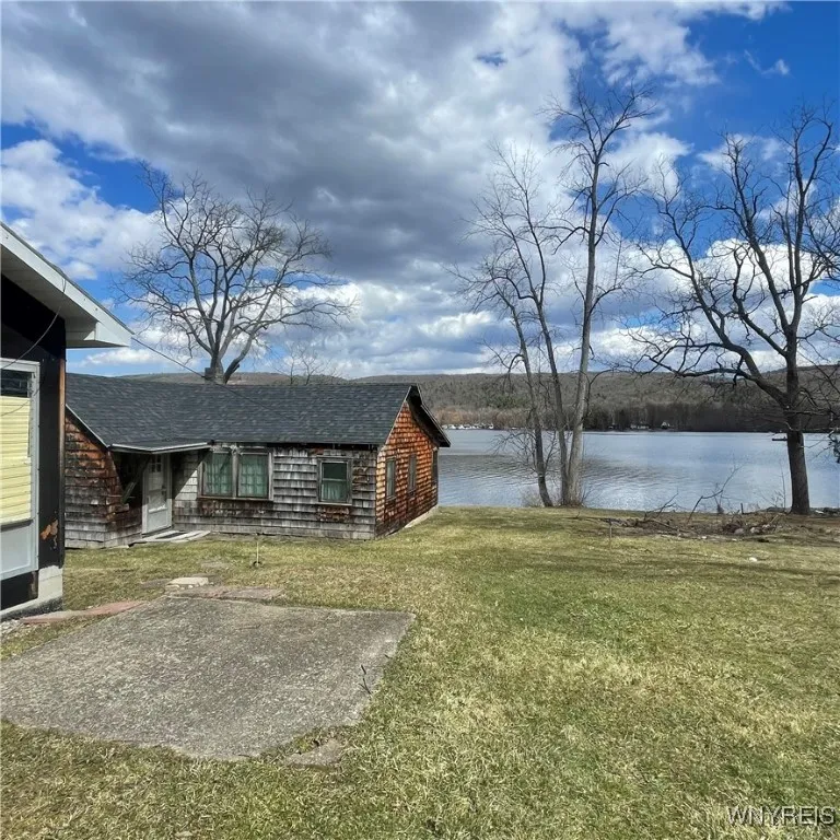 6235 Southwest Shore, Canadice, New York 14471, Canadice, New York 14471, 2 Bedrooms Bedrooms, 5 Rooms Rooms,1 BathroomBathrooms,Residential,For Sale,6235 Southwest Shore, Canadice, New York 14471,B1594814