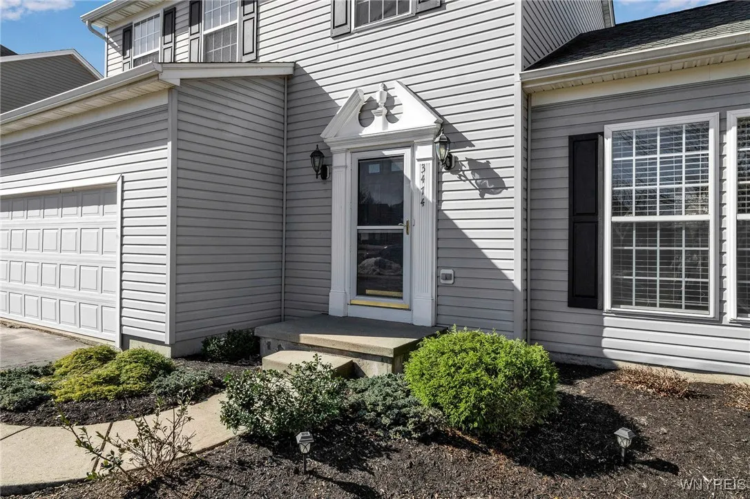 3474 Heatherwood Drive, Hamburg, New York 14075, Hamburg, New York 14075, 3 Bedrooms Bedrooms, 7 Rooms Rooms,2 BathroomsBathrooms,Residential,Closed,3474 Heatherwood Drive, Hamburg, New York 14075,0,B1592937