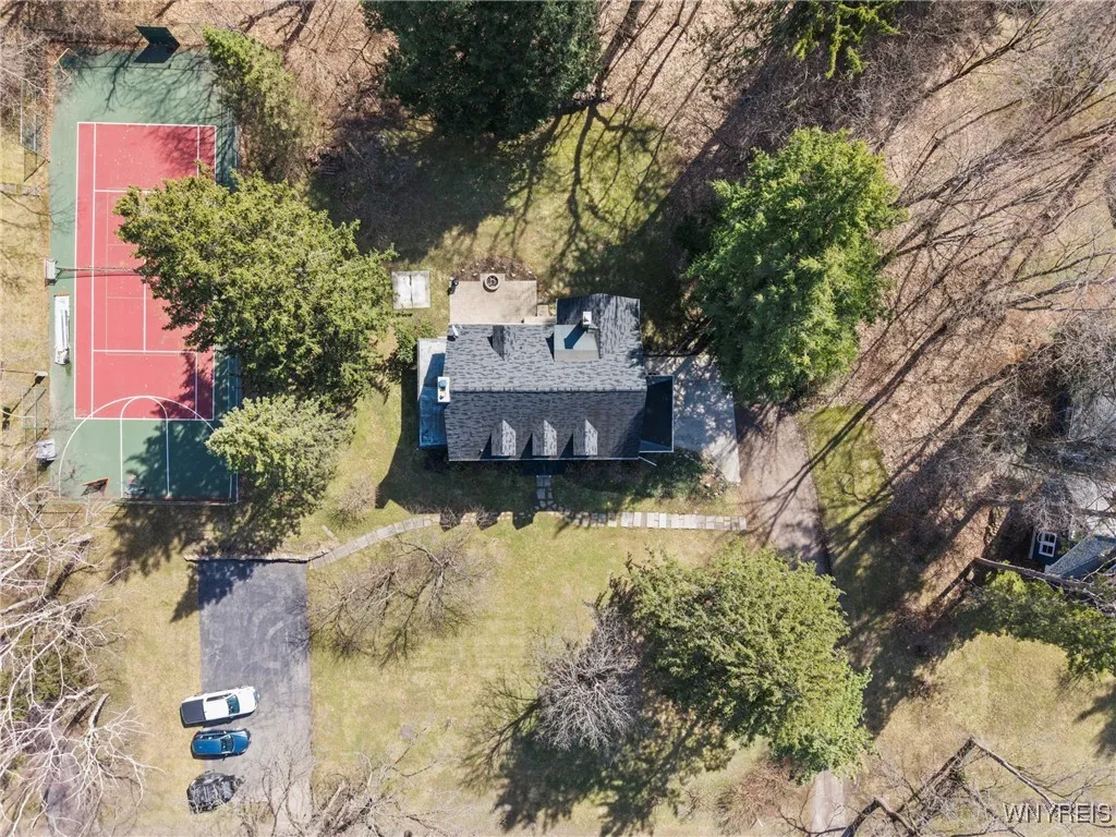 208 Porterville Road, Aurora, New York 14052, Aurora, New York 14052, 6 Bedrooms Bedrooms, 16 Rooms Rooms,3 BathroomsBathrooms,Residential,Closed,208 Porterville Road, Aurora, New York 14052,0,B1595058