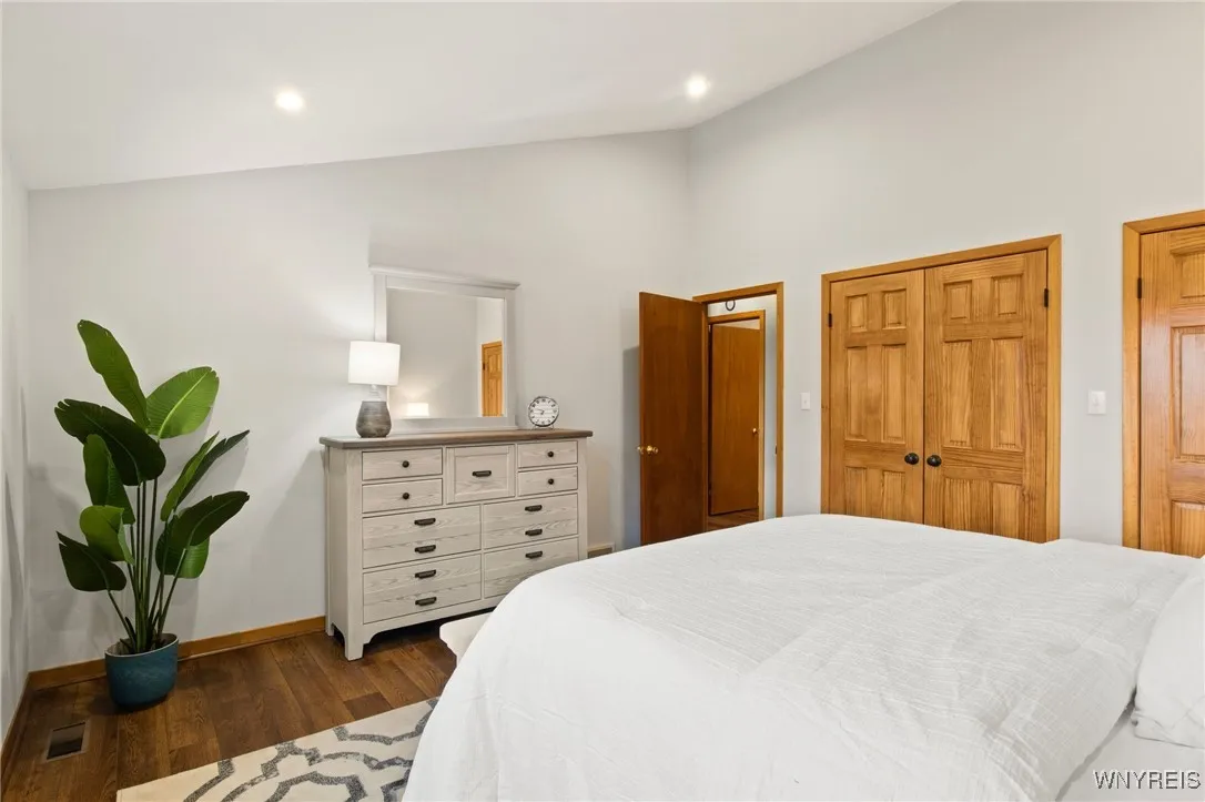 6741 Cole Road, Orchard Park, New York 14127, Orchard Park, New York 14127, 3 Bedrooms Bedrooms, 5 Rooms Rooms,2 BathroomsBathrooms,Residential,Closed,6741 Cole Road, Orchard Park, New York 14127,0,B1594913