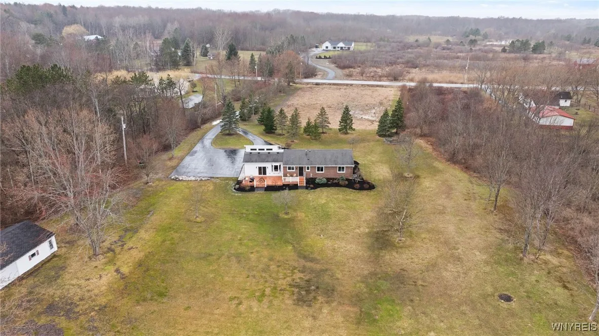 6741 Cole Road, Orchard Park, New York 14127, Orchard Park, New York 14127, 3 Bedrooms Bedrooms, 5 Rooms Rooms,2 BathroomsBathrooms,Residential,Closed,6741 Cole Road, Orchard Park, New York 14127,0,B1594913