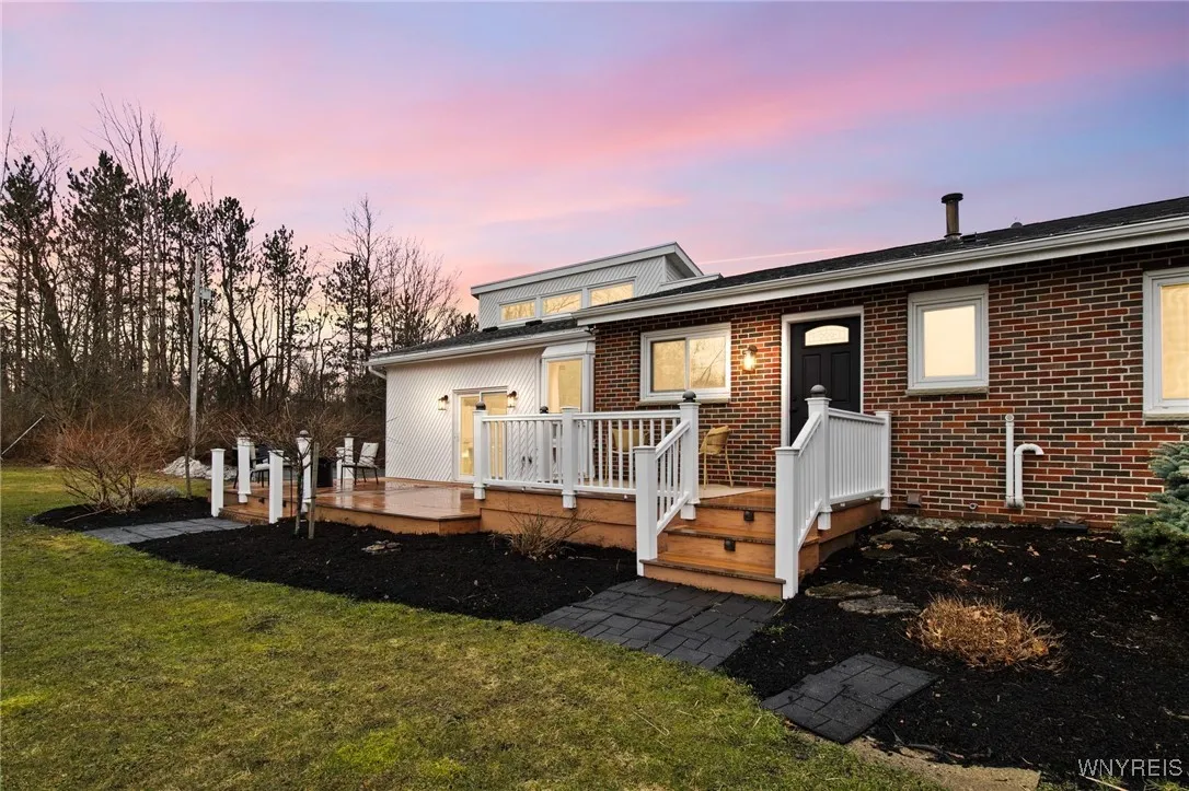 6741 Cole Road, Orchard Park, New York 14127, Orchard Park, New York 14127, 3 Bedrooms Bedrooms, 5 Rooms Rooms,2 BathroomsBathrooms,Residential,Closed,6741 Cole Road, Orchard Park, New York 14127,0,B1594913