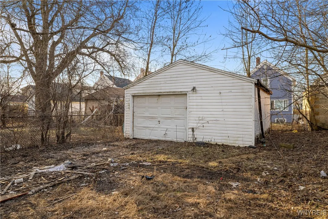 55 Bickford Avenue, Buffalo, New York 14215, Buffalo, New York 14215, 3 Bedrooms Bedrooms, 6 Rooms Rooms,1 BathroomBathrooms,Residential,For Sale,55 Bickford Avenue, Buffalo, New York 14215,0,B1594706
