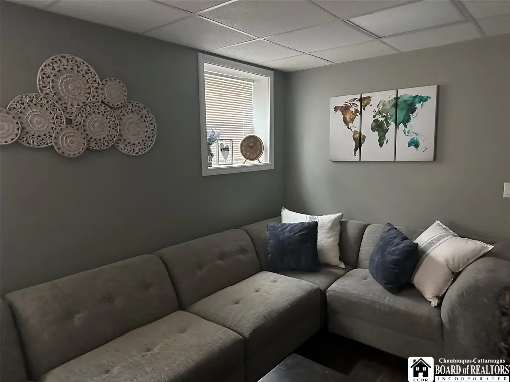 24 University Park, Pomfret, New York 14063, Pomfret, New York 14063, 4 Bedrooms Bedrooms, 11 Rooms Rooms,2 BathroomsBathrooms,Residential,For Sale,24 University Park, Pomfret, New York 14063,0,R1594999