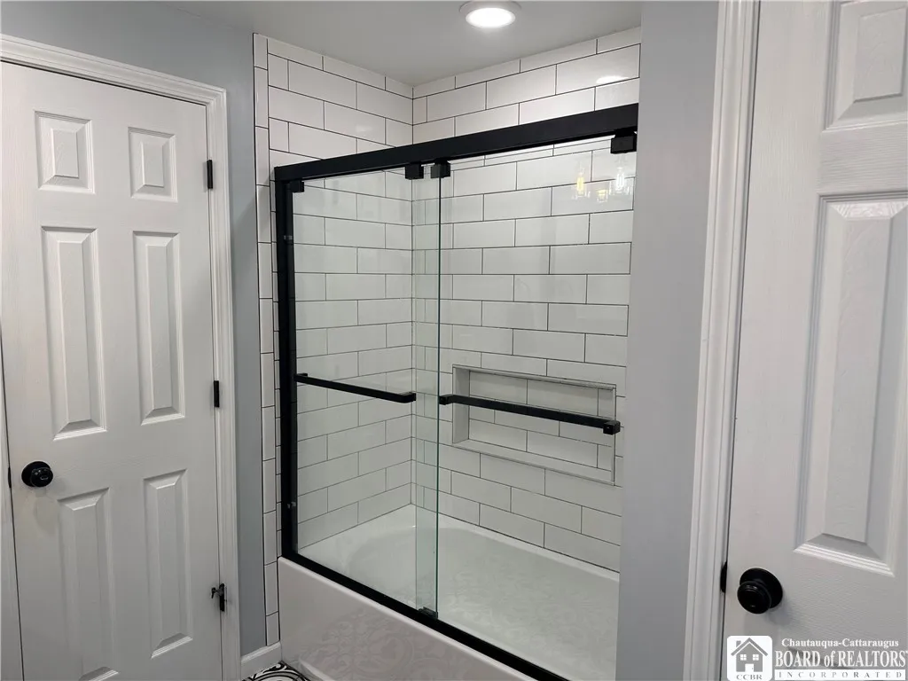 24 University Park, Pomfret, New York 14063, Pomfret, New York 14063, 4 Bedrooms Bedrooms, 11 Rooms Rooms,2 BathroomsBathrooms,Residential,For Sale,24 University Park, Pomfret, New York 14063,0,R1594999