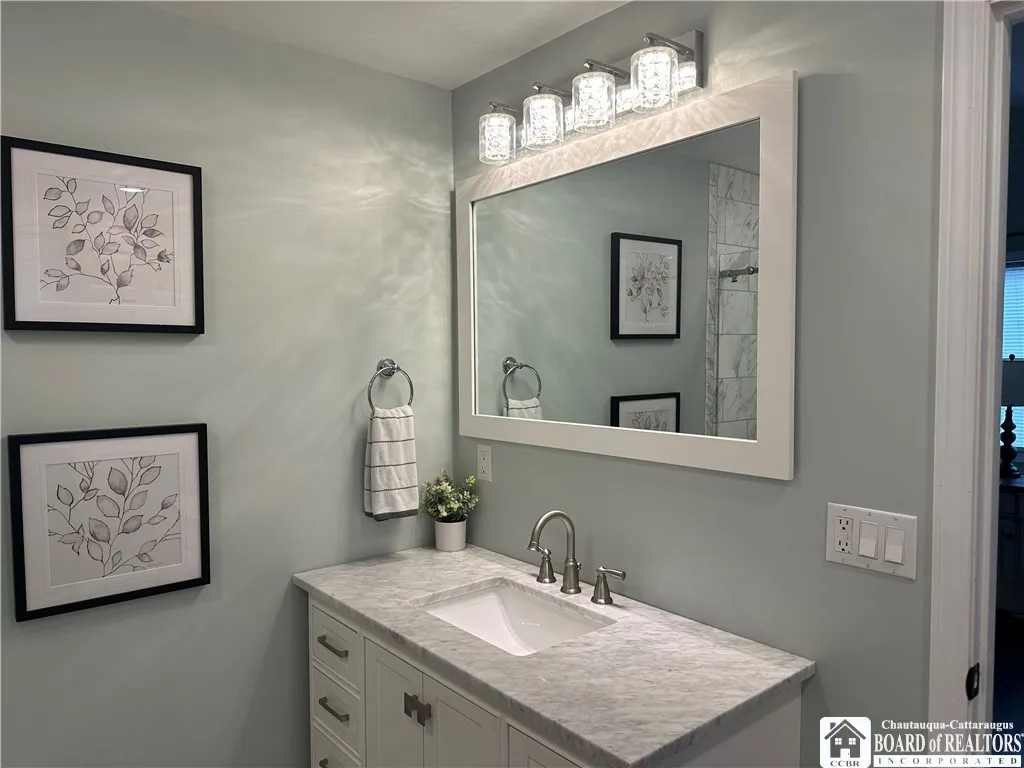 24 University Park, Pomfret, New York 14063, Pomfret, New York 14063, 4 Bedrooms Bedrooms, 11 Rooms Rooms,2 BathroomsBathrooms,Residential,For Sale,24 University Park, Pomfret, New York 14063,0,R1594999