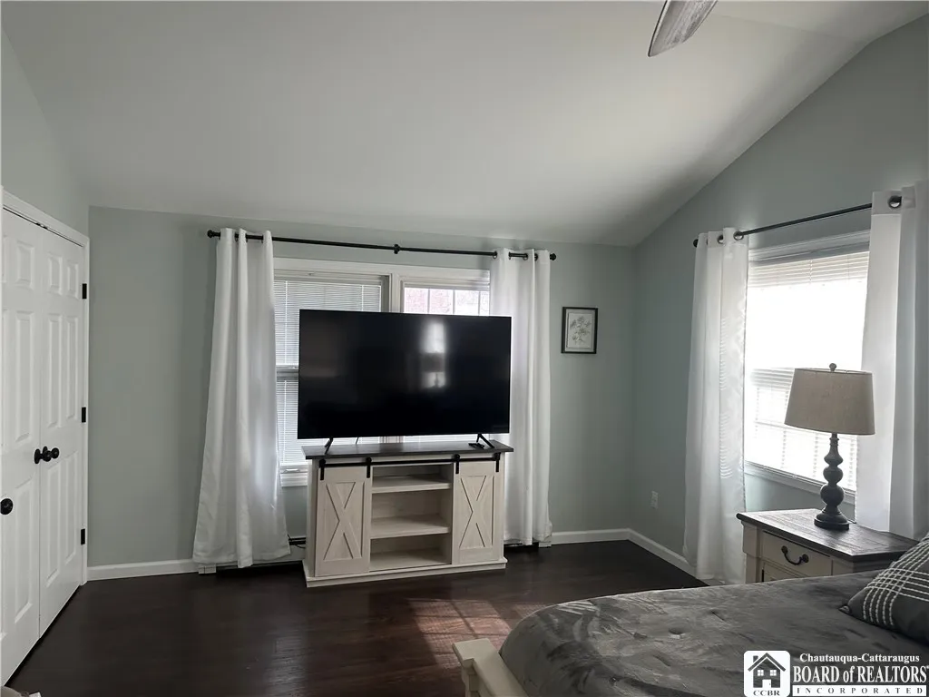 24 University Park, Pomfret, New York 14063, Pomfret, New York 14063, 4 Bedrooms Bedrooms, 11 Rooms Rooms,2 BathroomsBathrooms,Residential,For Sale,24 University Park, Pomfret, New York 14063,0,R1594999