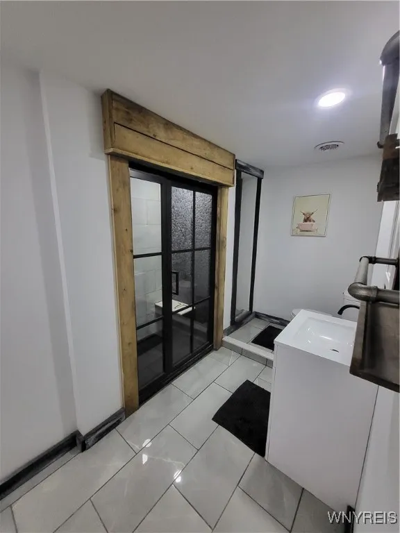 unit D full bath unit D full bath