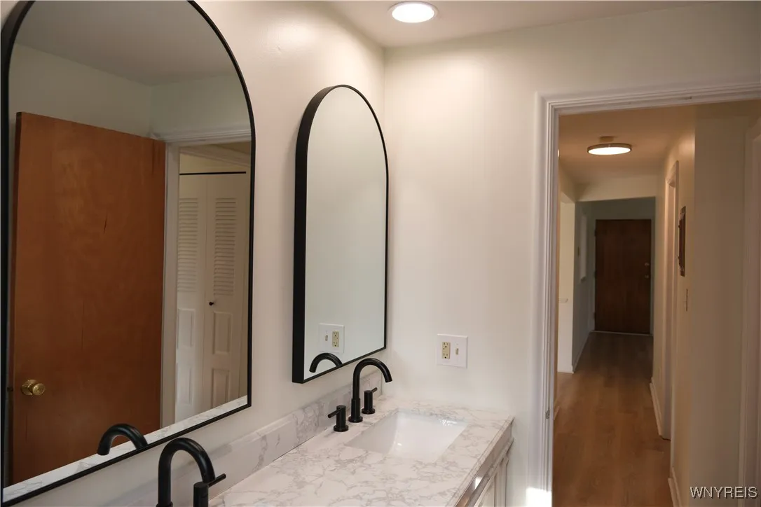6321 West Quaker Street 5, Orchard Park, New York, Orchard Park, New York 14127, 2 Bedrooms Bedrooms, 6 Rooms Rooms,1 BathroomBathrooms,Residential Lease,Closed,6321 West Quaker Street 5, Orchard Park, New York ,0,B1595381