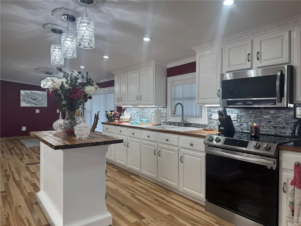 612 Oswegatchie Road, Palatine, New York 13428, Palatine, New York 13428, 2 Bedrooms Bedrooms, 8 Rooms Rooms,2 BathroomsBathrooms,Residential,Closed,612 Oswegatchie Road, Palatine, New York 13428,0,R1595397