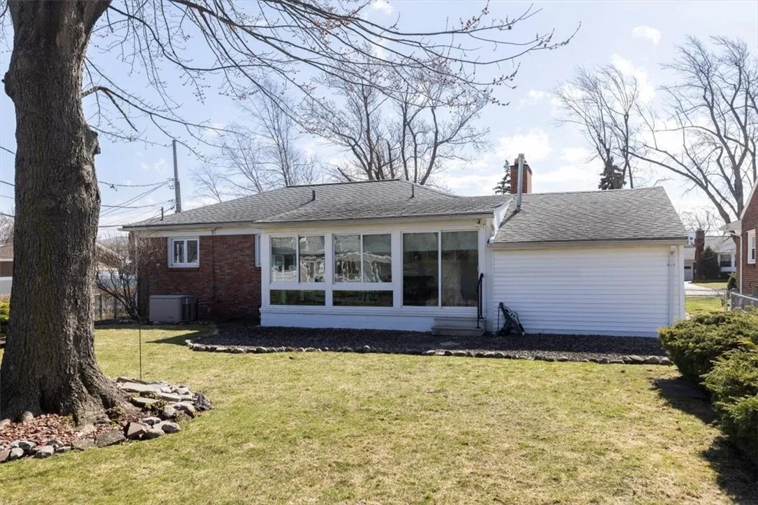 630 Kings Highway, Amherst, New York 14226, Amherst, New York 14226, 2 Bedrooms Bedrooms, 7 Rooms Rooms,1 BathroomBathrooms,Residential,Closed,630 Kings Highway, Amherst, New York 14226,0,R1592220