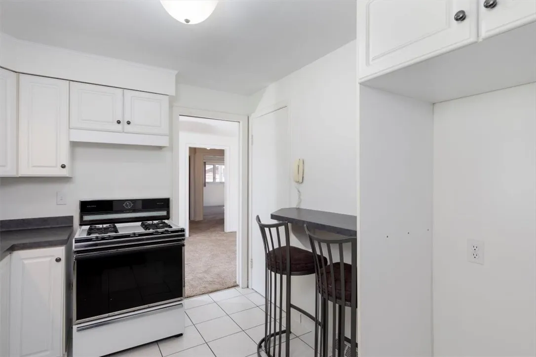 630 Kings Highway, Amherst, New York 14226, Amherst, New York 14226, 2 Bedrooms Bedrooms, 7 Rooms Rooms,1 BathroomBathrooms,Residential,Closed,630 Kings Highway, Amherst, New York 14226,0,R1592220