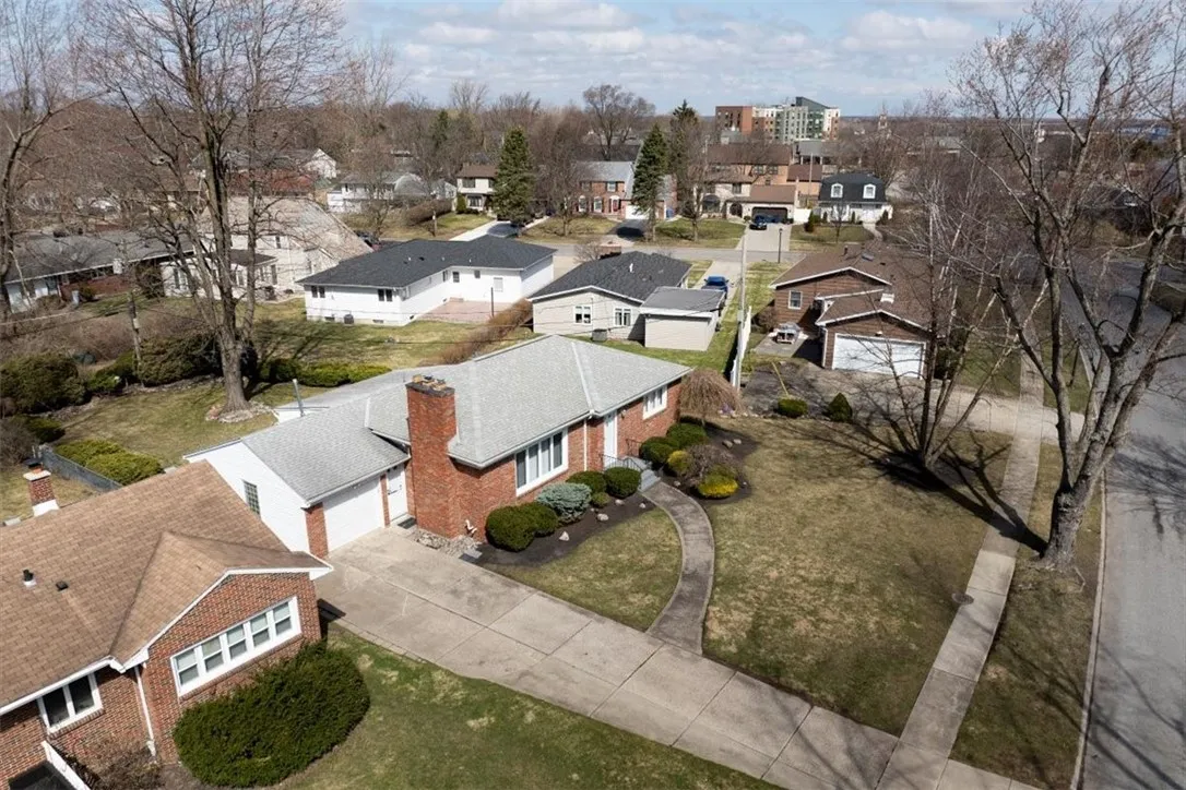 630 Kings Highway, Amherst, New York 14226, Amherst, New York 14226, 2 Bedrooms Bedrooms, 7 Rooms Rooms,1 BathroomBathrooms,Residential,Closed,630 Kings Highway, Amherst, New York 14226,0,R1592220