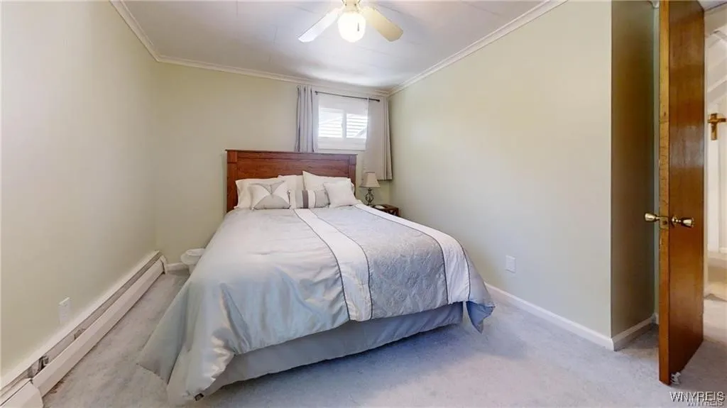 2nd floor bedroom