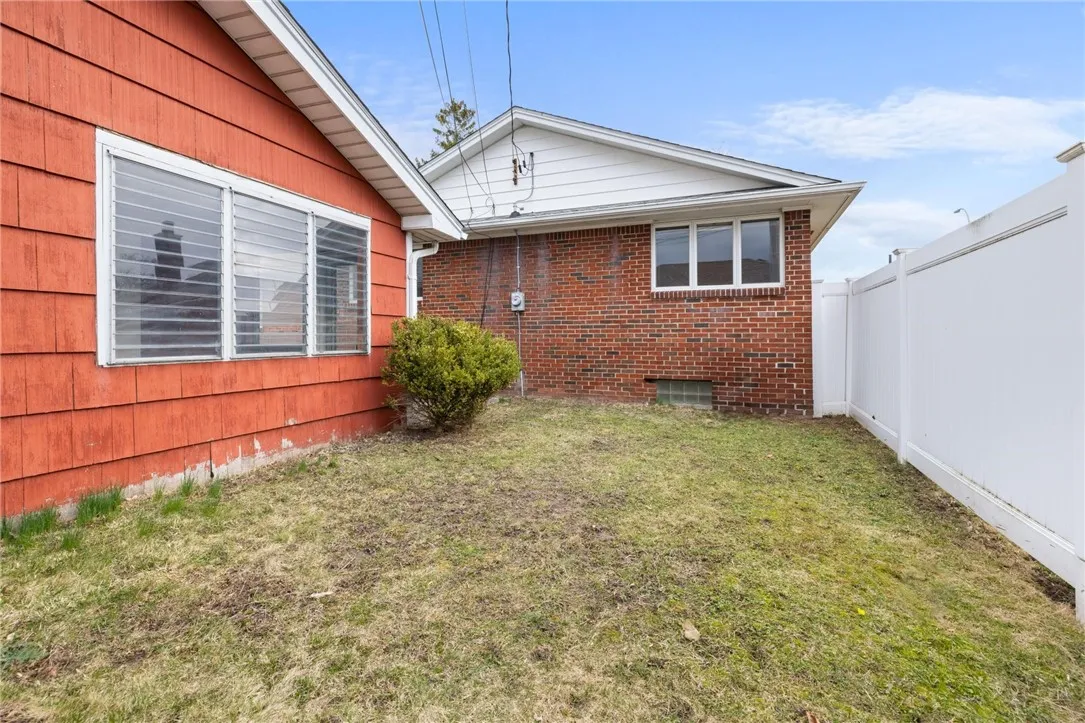 3360 Elmwood Avenue, Tonawanda-town, New York 1421, Tonawanda, New York 14217, 3 Bedrooms Bedrooms, 8 Rooms Rooms,2 BathroomsBathrooms,Residential,Closed,3360 Elmwood Avenue, Tonawanda-town, New York 1421,0,R1595284