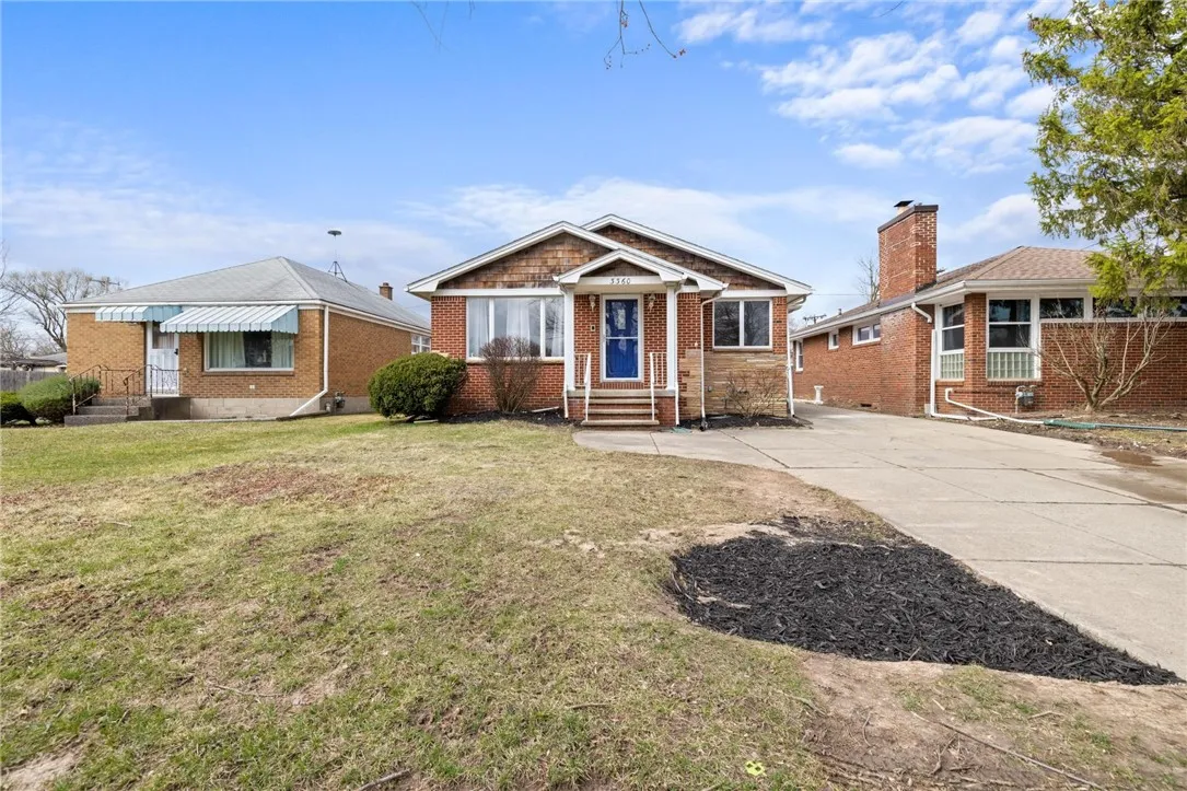 3360 Elmwood Avenue, Tonawanda-town, New York 1421, Tonawanda, New York 14217, 3 Bedrooms Bedrooms, 8 Rooms Rooms,2 BathroomsBathrooms,Residential,Closed,3360 Elmwood Avenue, Tonawanda-town, New York 1421,0,R1595284