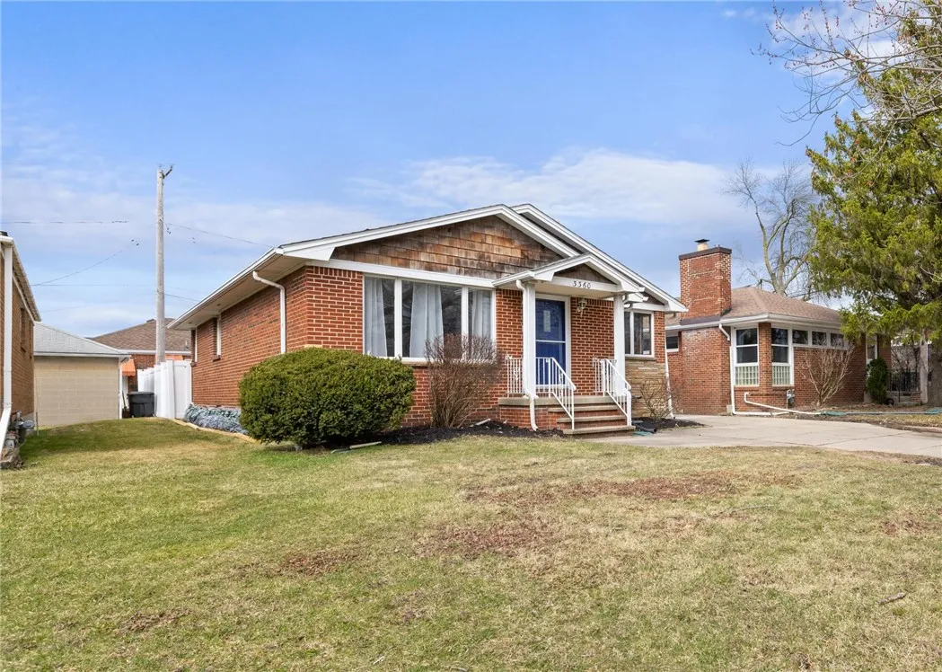 3360 Elmwood Avenue, Tonawanda-town, New York 1421, Tonawanda, New York 14217, 3 Bedrooms Bedrooms, 8 Rooms Rooms,2 BathroomsBathrooms,Residential,Closed,3360 Elmwood Avenue, Tonawanda-town, New York 1421,0,R1595284