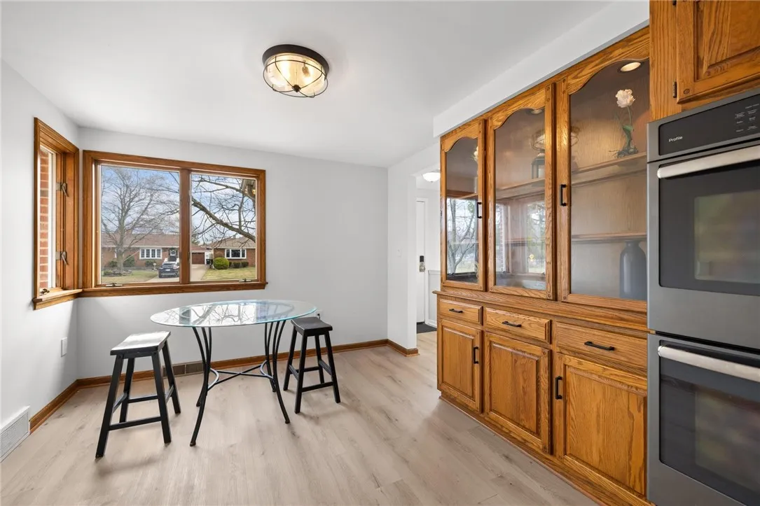 3360 Elmwood Avenue, Tonawanda-town, New York 1421, Tonawanda, New York 14217, 3 Bedrooms Bedrooms, 8 Rooms Rooms,2 BathroomsBathrooms,Residential,Closed,3360 Elmwood Avenue, Tonawanda-town, New York 1421,0,R1595284