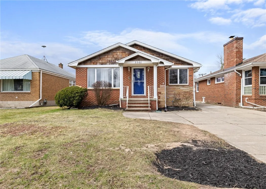 3360 Elmwood Avenue, Tonawanda-town, New York 1421, Tonawanda, New York 14217, 3 Bedrooms Bedrooms, 8 Rooms Rooms,2 BathroomsBathrooms,Residential,Closed,3360 Elmwood Avenue, Tonawanda-town, New York 1421,0,R1595284