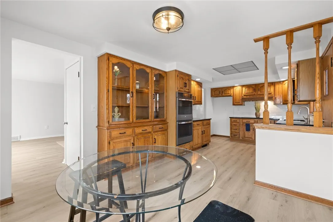 3360 Elmwood Avenue, Tonawanda-town, New York 1421, Tonawanda, New York 14217, 3 Bedrooms Bedrooms, 8 Rooms Rooms,2 BathroomsBathrooms,Residential,Closed,3360 Elmwood Avenue, Tonawanda-town, New York 1421,0,R1595284