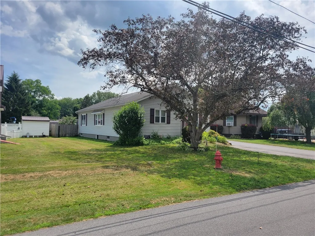 34 Inslee Street, Waterloo, New York 13165, Waterloo, New York 13165, 3 Bedrooms Bedrooms, 8 Rooms Rooms,2 BathroomsBathrooms,Residential,For Sale,34 Inslee Street, Waterloo, New York 13165,R1595503