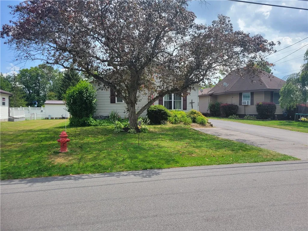 34 Inslee Street, Waterloo, New York 13165, Waterloo, New York 13165, 3 Bedrooms Bedrooms, 8 Rooms Rooms,2 BathroomsBathrooms,Residential,For Sale,34 Inslee Street, Waterloo, New York 13165,R1595503