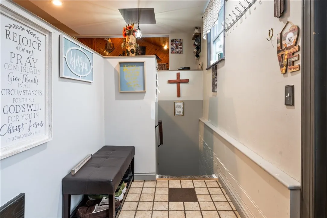 34 Inslee Street, Waterloo, New York 13165, Waterloo, New York 13165, 3 Bedrooms Bedrooms, 8 Rooms Rooms,2 BathroomsBathrooms,Residential,For Sale,34 Inslee Street, Waterloo, New York 13165,R1595503