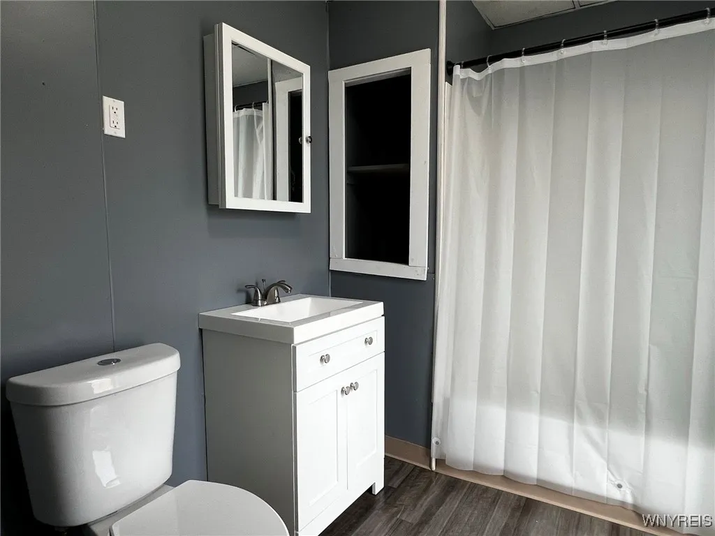 27 Central Avenue, Portland, New York 14716, Portland, New York 14716, 5 Bedrooms Bedrooms, 8 Rooms Rooms,2 BathroomsBathrooms,Residential,Closed,27 Central Avenue, Portland, New York 14716,0,B1595654