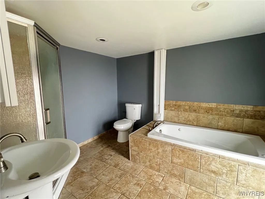 27 Central Avenue, Portland, New York 14716, Portland, New York 14716, 5 Bedrooms Bedrooms, 8 Rooms Rooms,2 BathroomsBathrooms,Residential,Closed,27 Central Avenue, Portland, New York 14716,0,B1595654