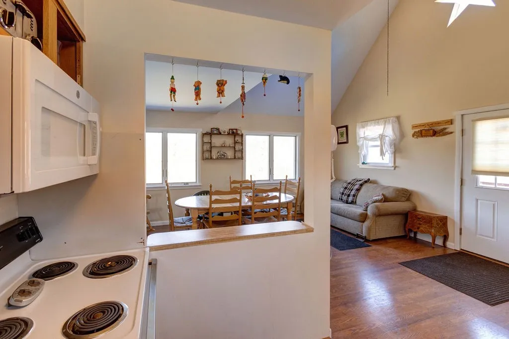 359 Squire Hill Road, Roxbury, New York 12474, Roxbury, New York 12474, 2 Bedrooms Bedrooms, 6 Rooms Rooms,2 BathroomsBathrooms,Residential,For Sale,359 Squire Hill Road, Roxbury, New York 12474,0,R1595052