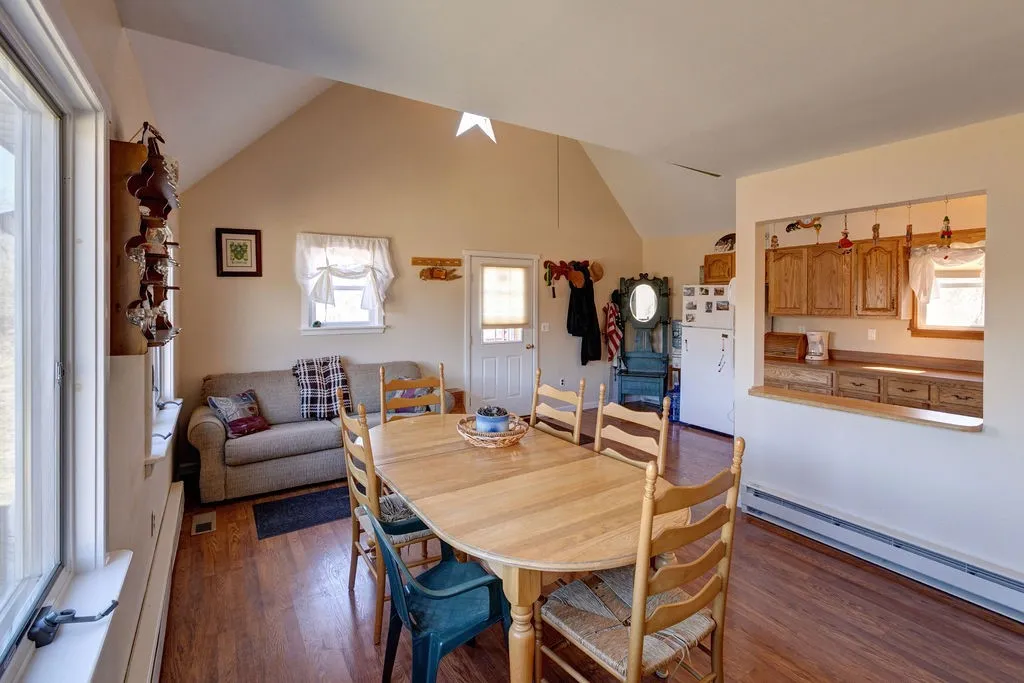 359 Squire Hill Road, Roxbury, New York 12474, Roxbury, New York 12474, 2 Bedrooms Bedrooms, 6 Rooms Rooms,2 BathroomsBathrooms,Residential,For Sale,359 Squire Hill Road, Roxbury, New York 12474,0,R1595052