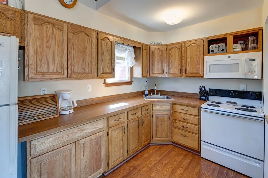 359 Squire Hill Road, Roxbury, New York 12474, Roxbury, New York 12474, 2 Bedrooms Bedrooms, 6 Rooms Rooms,2 BathroomsBathrooms,Residential,For Sale,359 Squire Hill Road, Roxbury, New York 12474,0,R1595052
