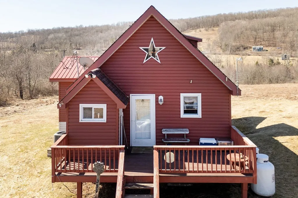 359 Squire Hill Road, Roxbury, New York 12474, Roxbury, New York 12474, 2 Bedrooms Bedrooms, 6 Rooms Rooms,2 BathroomsBathrooms,Residential,For Sale,359 Squire Hill Road, Roxbury, New York 12474,0,R1595052