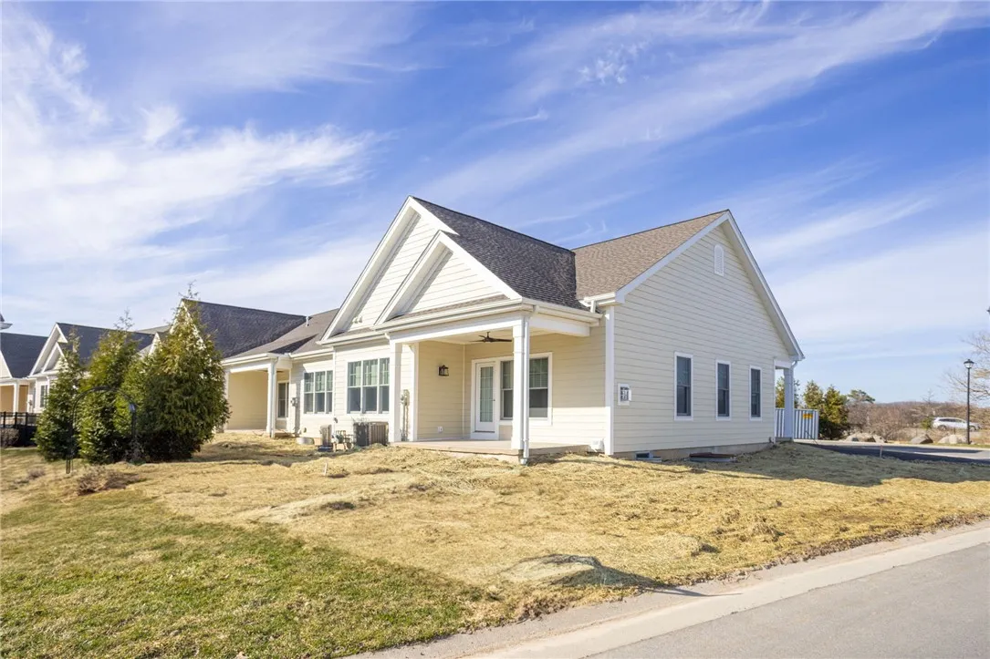 235 Bretlyn Cir, Brighton, New York 14618, Brighton, New York 14618, 3 Bedrooms Bedrooms, 8 Rooms Rooms,3 BathroomsBathrooms,Residential,For Sale,235 Bretlyn Cir, Brighton, New York 14618,R1594571