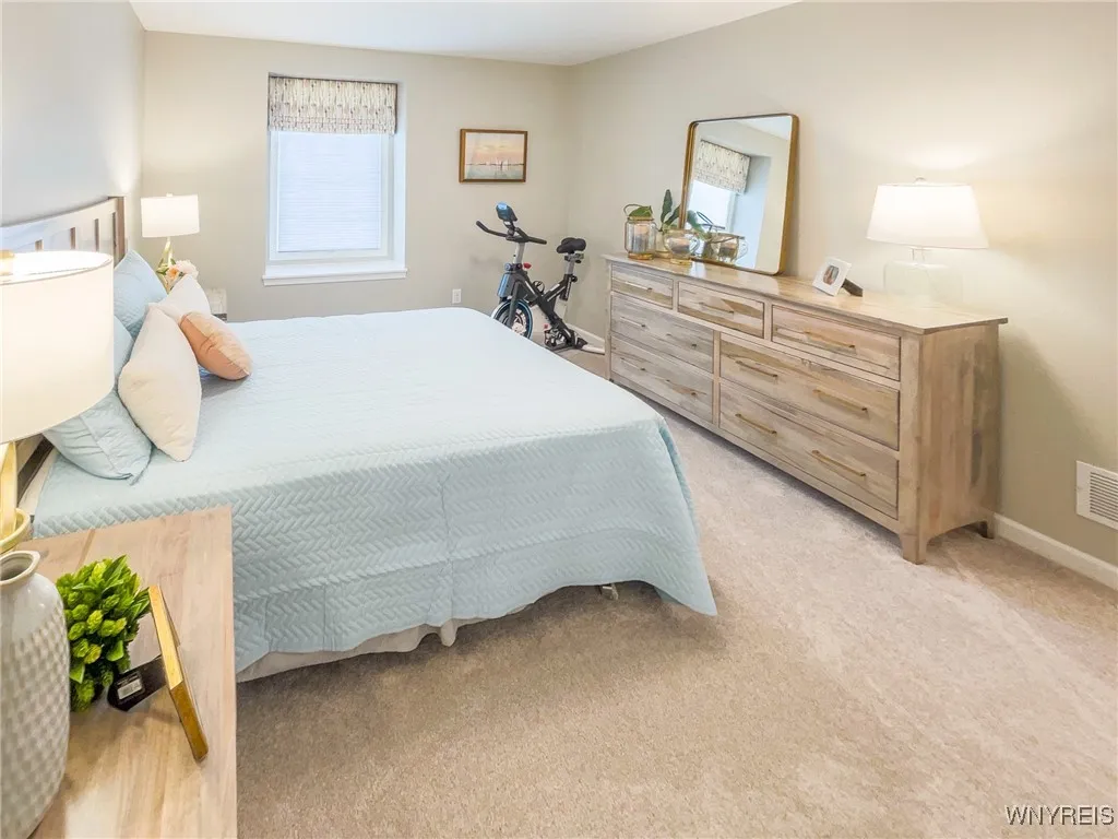 22 C Stonham Place, Amherst, New York 14221, Amherst, New York 14221, 3 Bedrooms Bedrooms, 6 Rooms Rooms,2 BathroomsBathrooms,Residential,For Sale,22 C Stonham Place, Amherst, New York 14221,0,B1595699