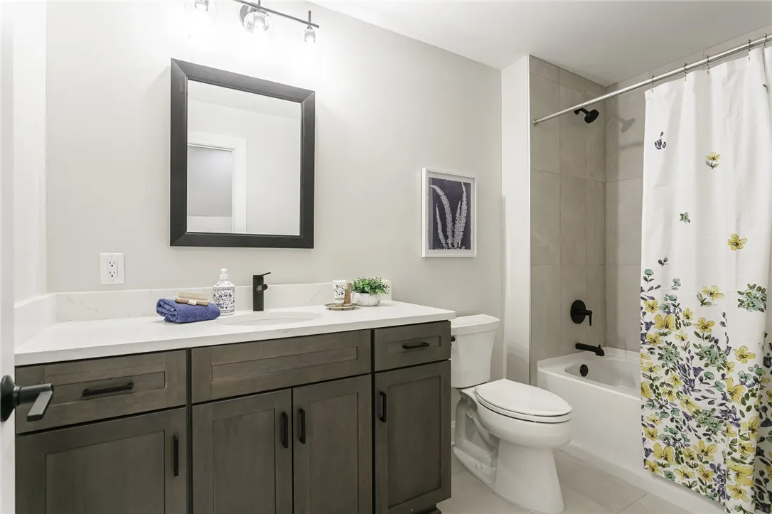 235 Bretlyn Circle, Brighton, New York 14618, Brighton, New York 14618, 3 Bedrooms Bedrooms, 8 Rooms Rooms,3 BathroomsBathrooms,Residential,For Sale,235 Bretlyn Circle, Brighton, New York 14618,R1595315