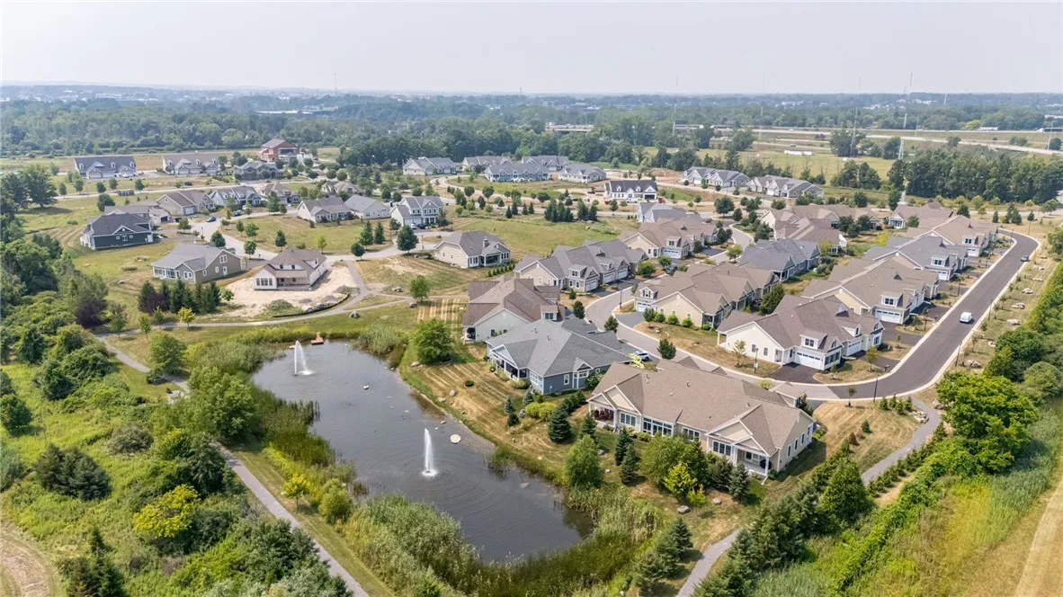 235 Bretlyn Circle, Brighton, New York 14618, Brighton, New York 14618, 3 Bedrooms Bedrooms, 8 Rooms Rooms,3 BathroomsBathrooms,Residential,For Sale,235 Bretlyn Circle, Brighton, New York 14618,R1595315