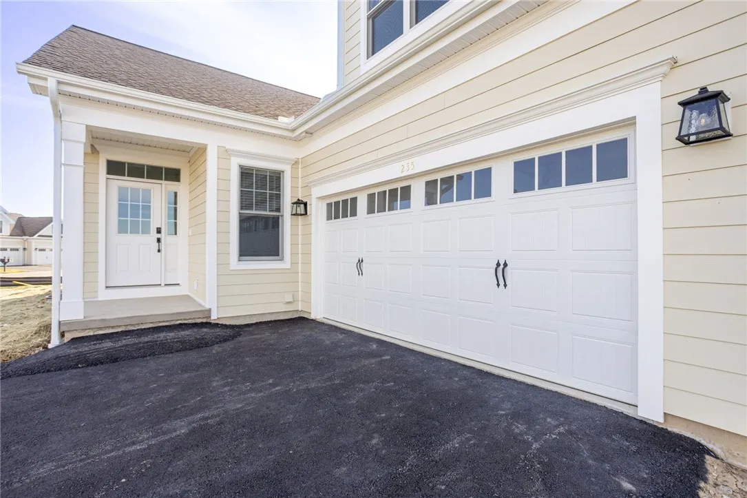 235 Bretlyn Circle, Brighton, New York 14618, Brighton, New York 14618, 3 Bedrooms Bedrooms, 8 Rooms Rooms,3 BathroomsBathrooms,Residential,For Sale,235 Bretlyn Circle, Brighton, New York 14618,R1595315