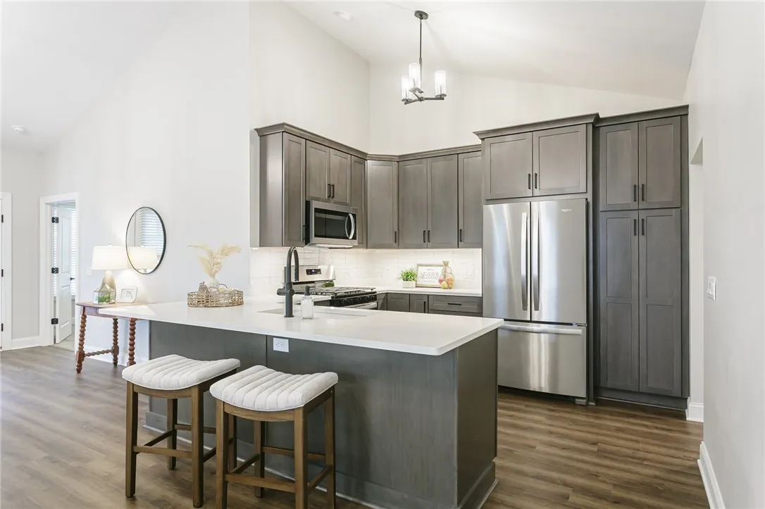 235 Bretlyn Circle, Brighton, New York 14618, Brighton, New York 14618, 3 Bedrooms Bedrooms, 8 Rooms Rooms,3 BathroomsBathrooms,Residential,For Sale,235 Bretlyn Circle, Brighton, New York 14618,R1595315