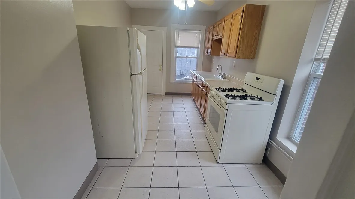 439 West Ferry S, Buffalo, New York 14213, Buffalo, New York 14213, 6 Bedrooms Bedrooms, ,Multi Family,Closed,439 West Ferry S, Buffalo, New York 14213,0,R1595740