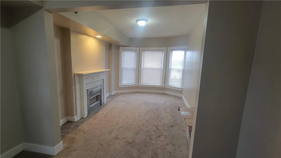 439 West Ferry S, Buffalo, New York 14213, Buffalo, New York 14213, 6 Bedrooms Bedrooms, ,Multi Family,Closed,439 West Ferry S, Buffalo, New York 14213,0,R1595740