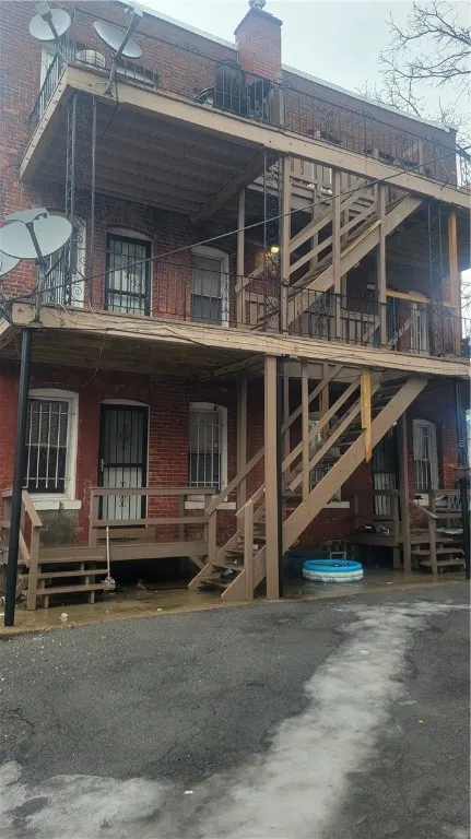 439 West Ferry S, Buffalo, New York 14213, Buffalo, New York 14213, 6 Bedrooms Bedrooms, ,Multi Family,Closed,439 West Ferry S, Buffalo, New York 14213,0,R1595740