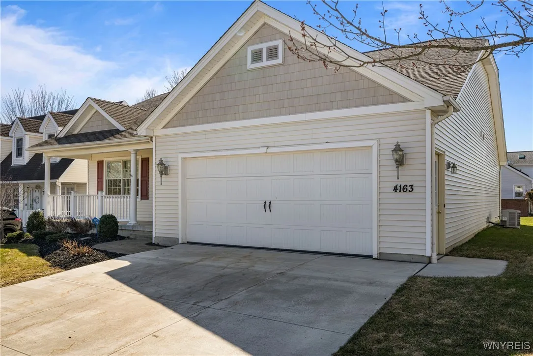 4163 Tisbury Lane, Hamburg, New York 14075, Hamburg, New York 14075, 3 Bedrooms Bedrooms, 6 Rooms Rooms,2 BathroomsBathrooms,Residential,Closed,4163 Tisbury Lane, Hamburg, New York 14075,0,B1595757
