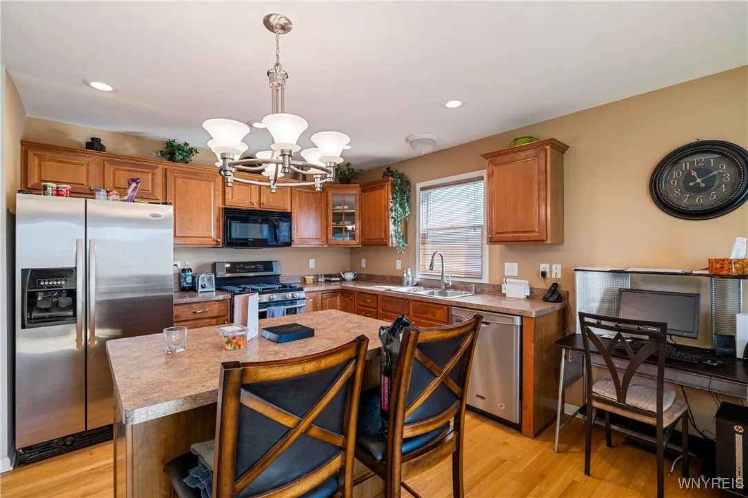 4163 Tisbury Lane, Hamburg, New York 14075, Hamburg, New York 14075, 3 Bedrooms Bedrooms, 6 Rooms Rooms,2 BathroomsBathrooms,Residential,Closed,4163 Tisbury Lane, Hamburg, New York 14075,0,B1595757