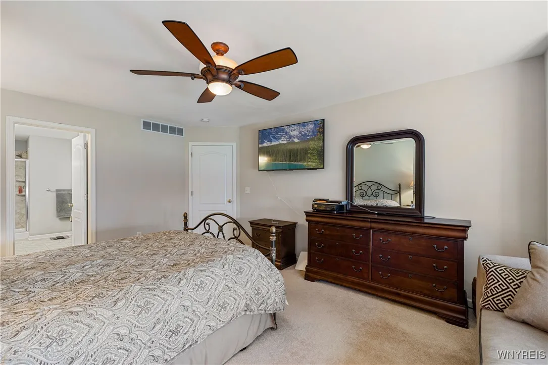 4163 Tisbury Lane, Hamburg, New York 14075, Hamburg, New York 14075, 3 Bedrooms Bedrooms, 6 Rooms Rooms,2 BathroomsBathrooms,Residential,Closed,4163 Tisbury Lane, Hamburg, New York 14075,0,B1595757