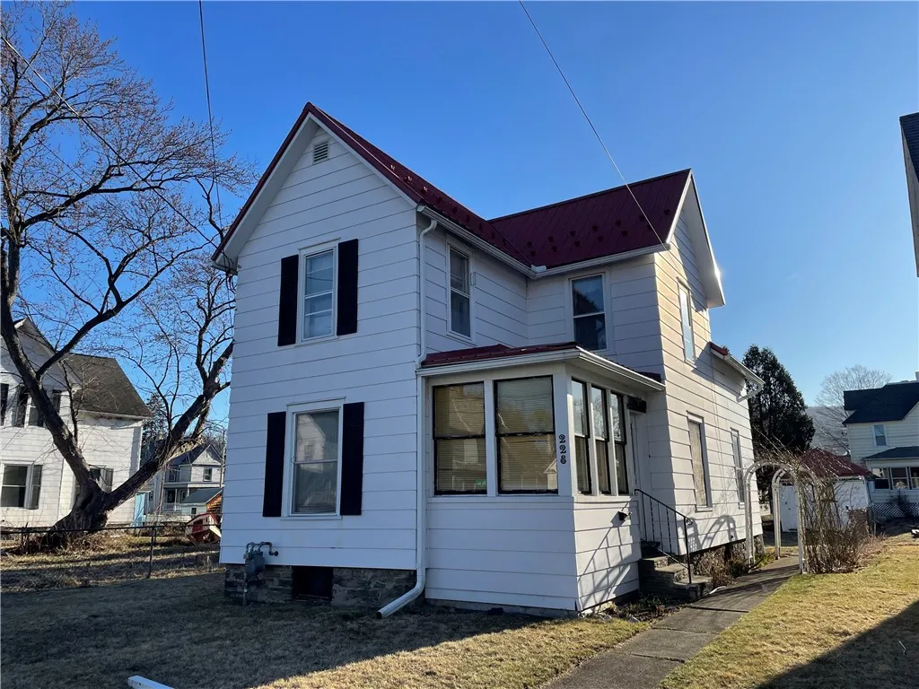 228 Sly Avenue, Corning-city, New York 14830, Corning City, New York 14830, 3 Bedrooms Bedrooms, 7 Rooms Rooms,1 BathroomBathrooms,Residential,Closed,228 Sly Avenue, Corning-city, New York 14830,0,R1595707