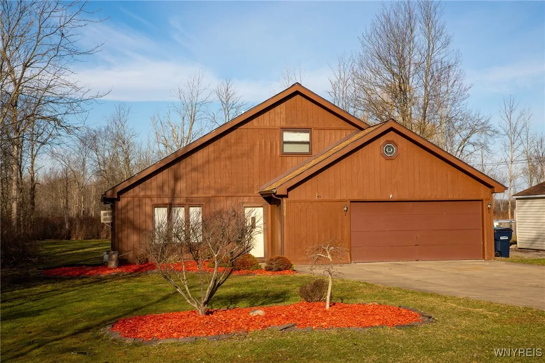 1076 Baseline Road, Grand Island, New York 14072, Grand Island, New York 14072, 3 Bedrooms Bedrooms, 6 Rooms Rooms,2 BathroomsBathrooms,Residential,Closed,1076 Baseline Road, Grand Island, New York 14072,0,B1594374